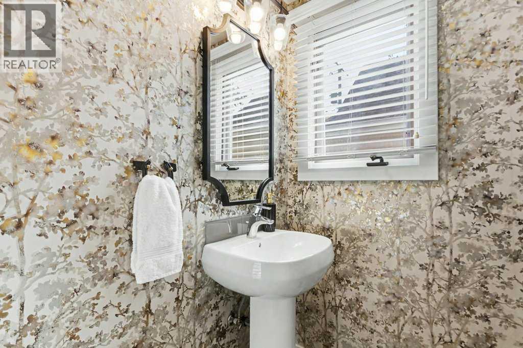 714 4 Street Nw Property Photo 16