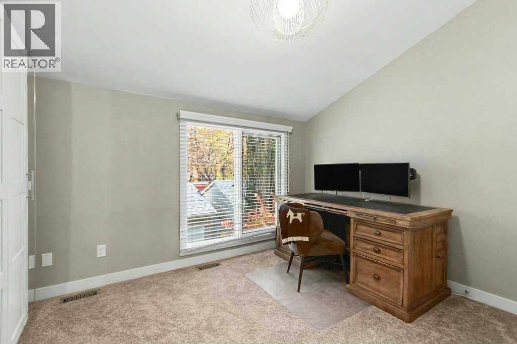 714 4 Street Nw Property Photo 23