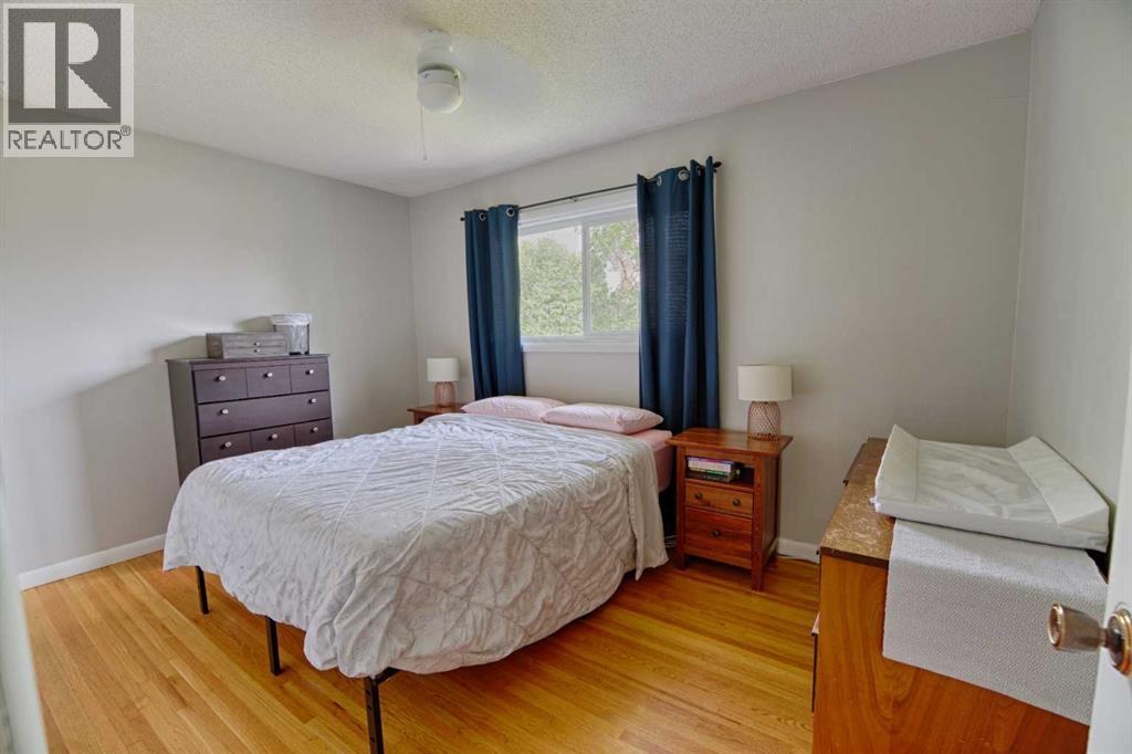 510 10 Street N Property Photo 8