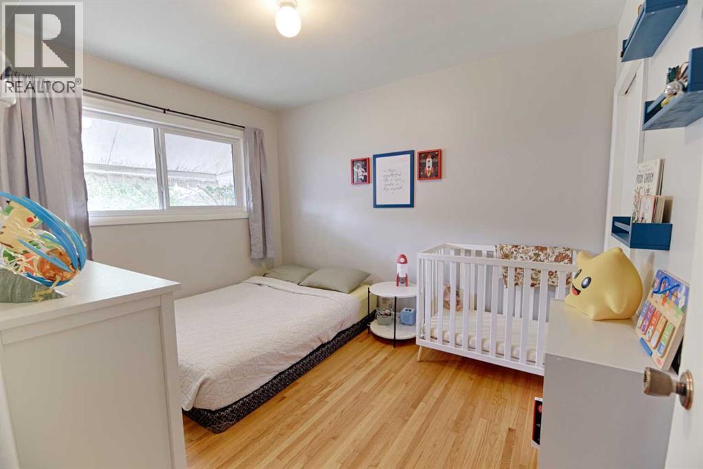 510 10 Street N Property Photo 9