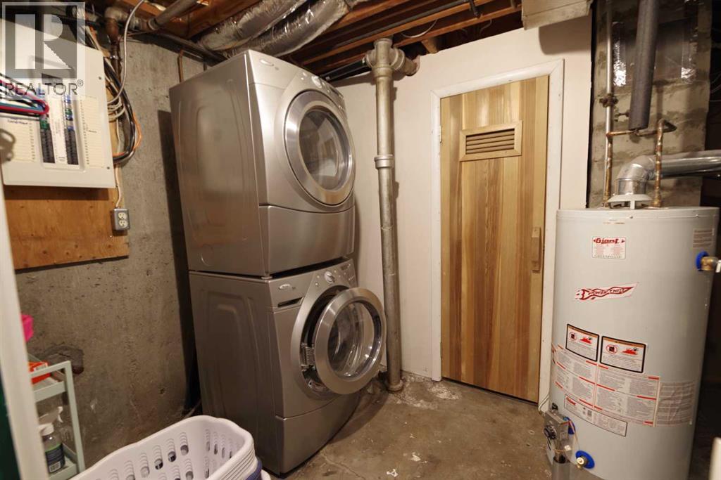 510 10 Street N Property Photo 18