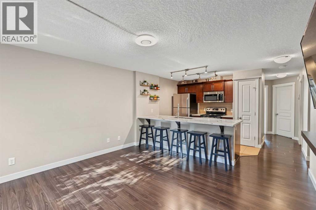 711 Mckenzie Towne Square Se Property Photo 5