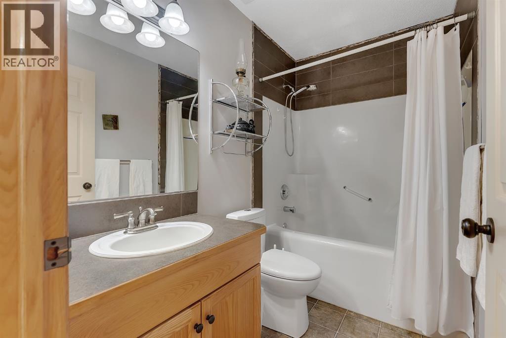 82 Bridleridge Road Sw Property Photo 21