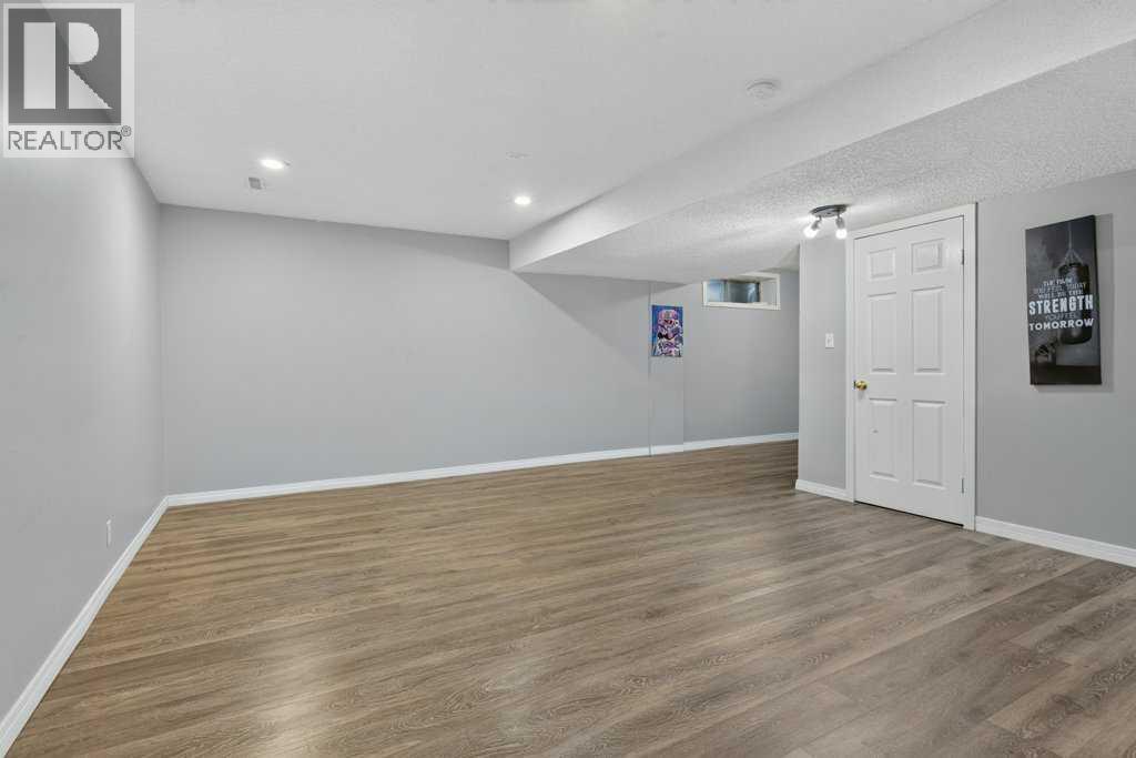 218 Harvest Creek Close Ne Property Photo 34