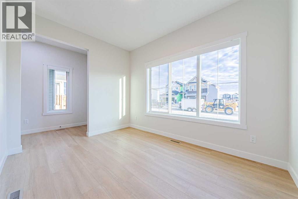 2 Fireside Close Property Photo 4