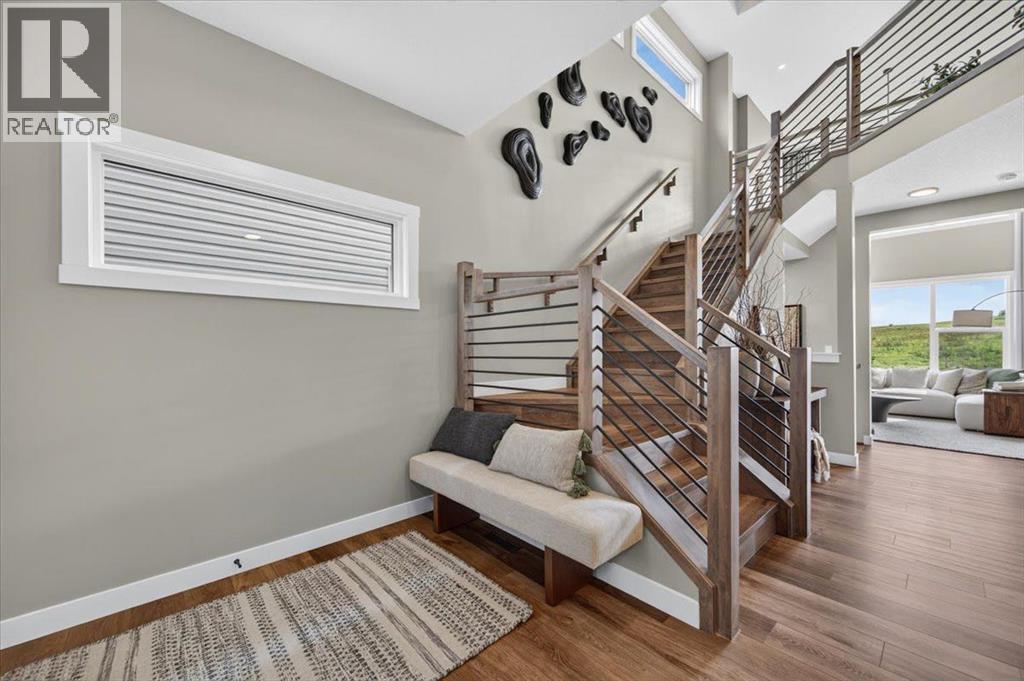 140 Fireside Close Property Photo 2