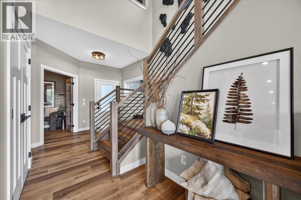140 Fireside Close Property Photo 3