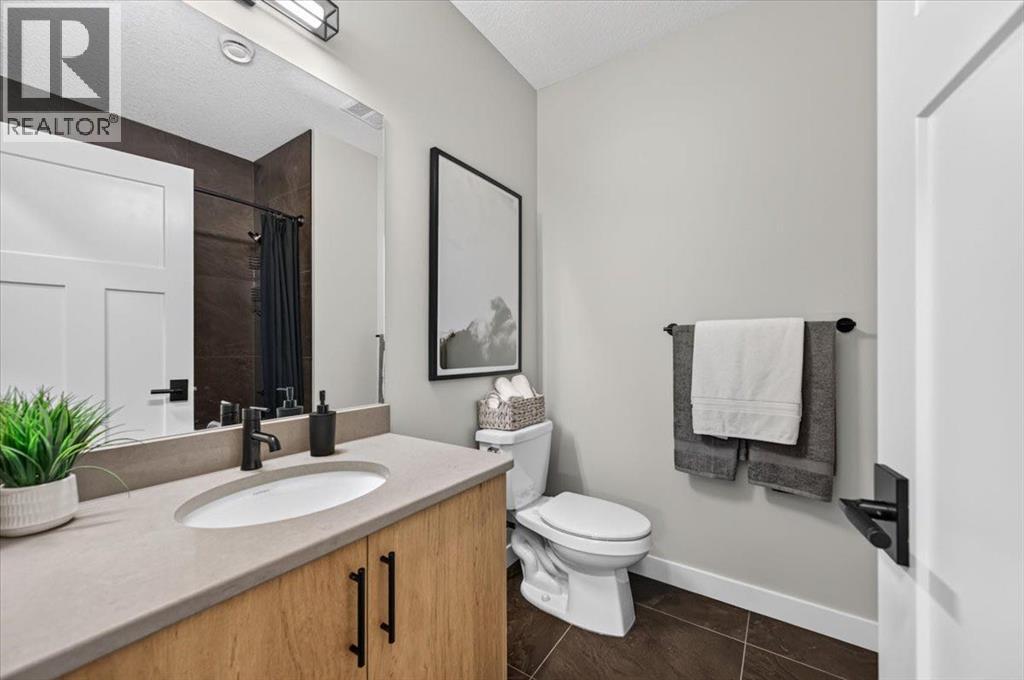 140 Fireside Close Property Photo 43