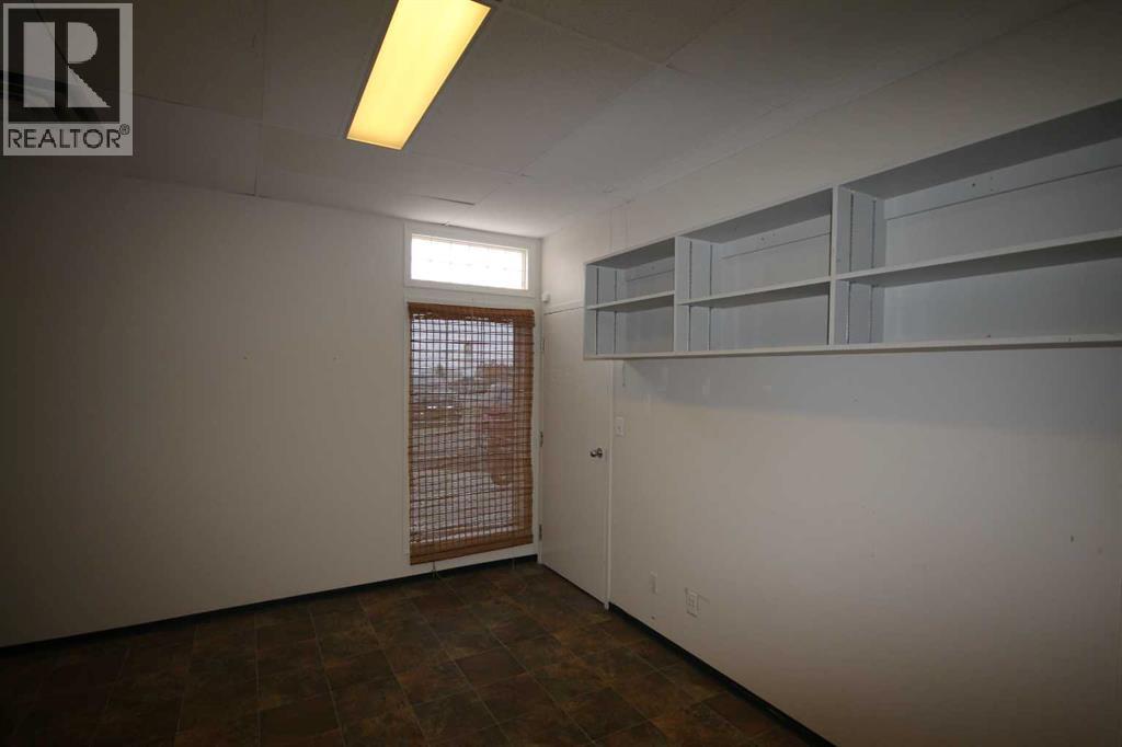 5227 Lakeshore Drive Property Photo 15