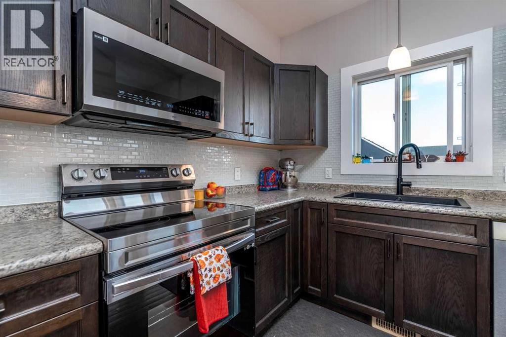 1305 47a Avenue Property Photo 11