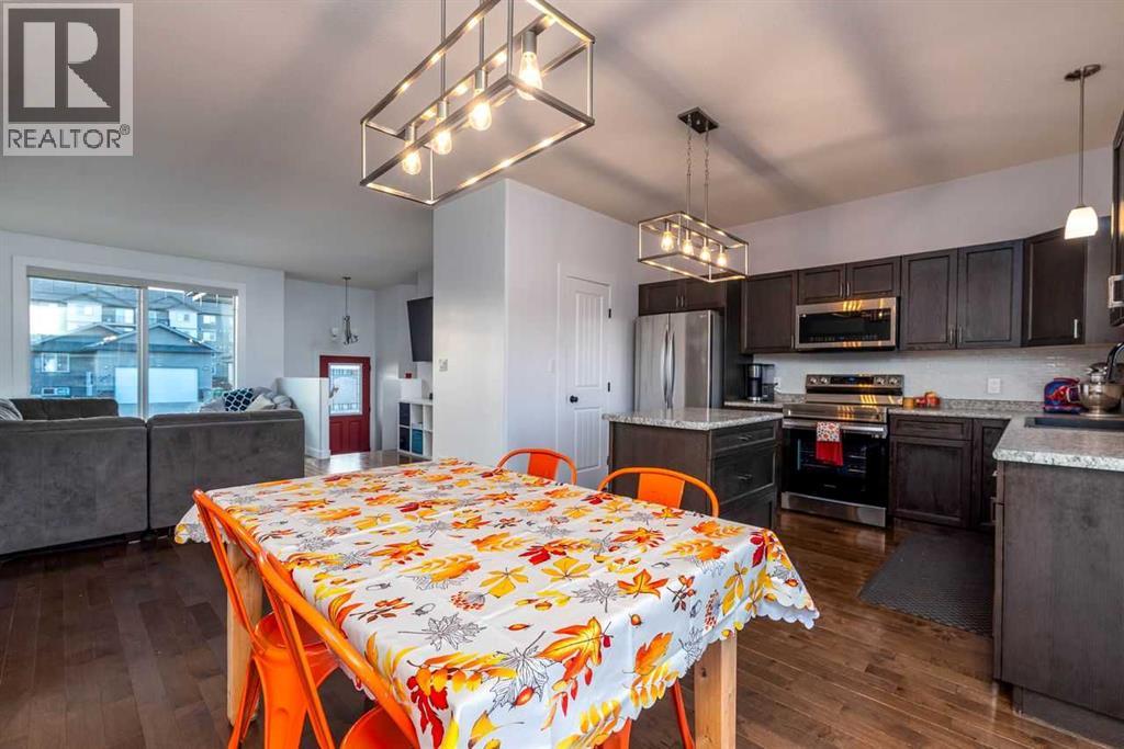 1305 47a Avenue Property Photo 14
