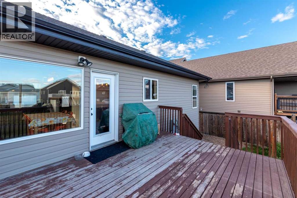 1305 47a Avenue Property Photo 32