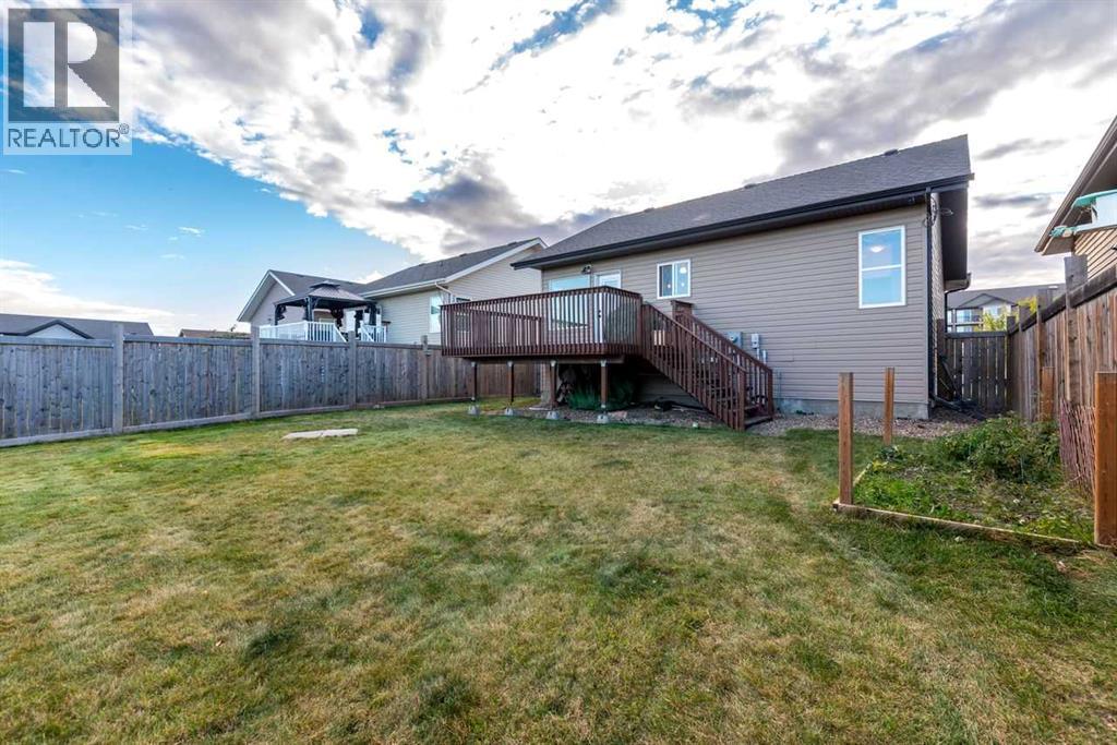 1305 47a Avenue Property Photo 37