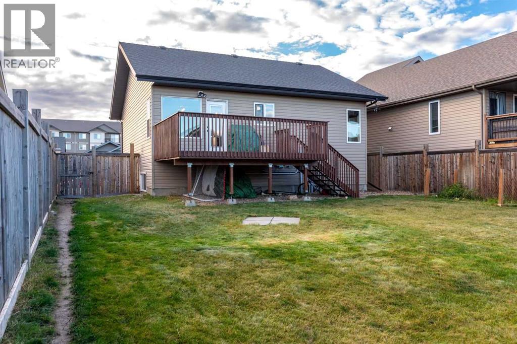 1305 47a Avenue Property Photo 39