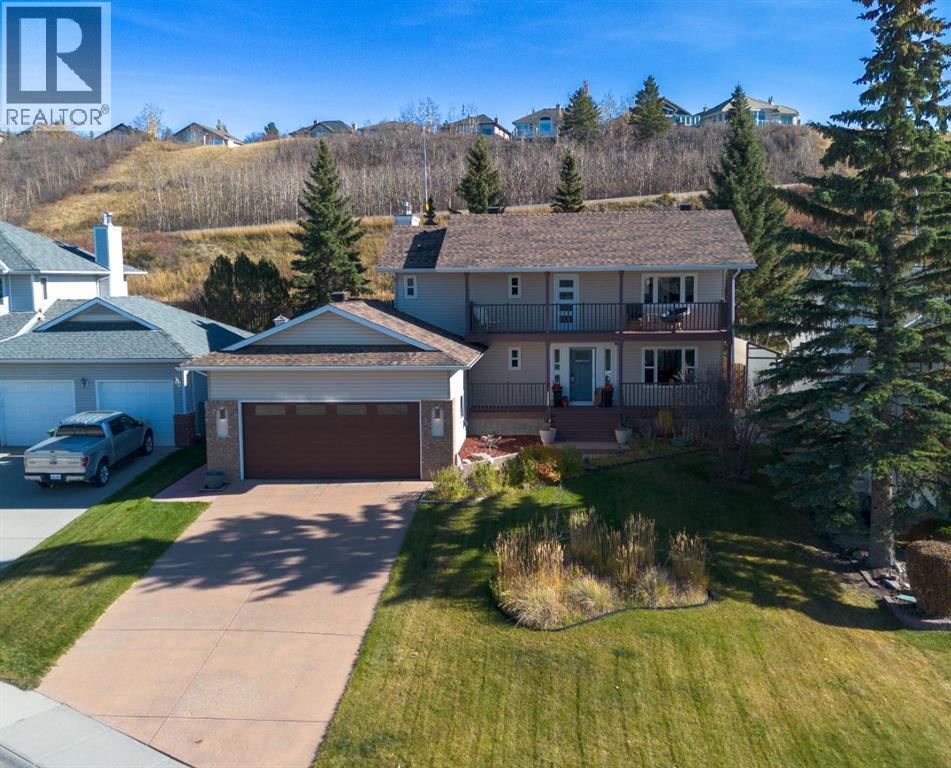 249 Chinook Drive Property Photo 2