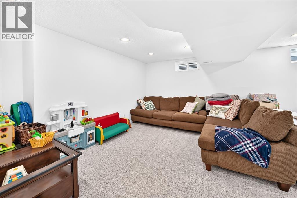 249 Chinook Drive Property Photo 36