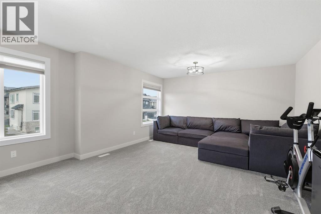 10 Heritage Close Property Photo 36