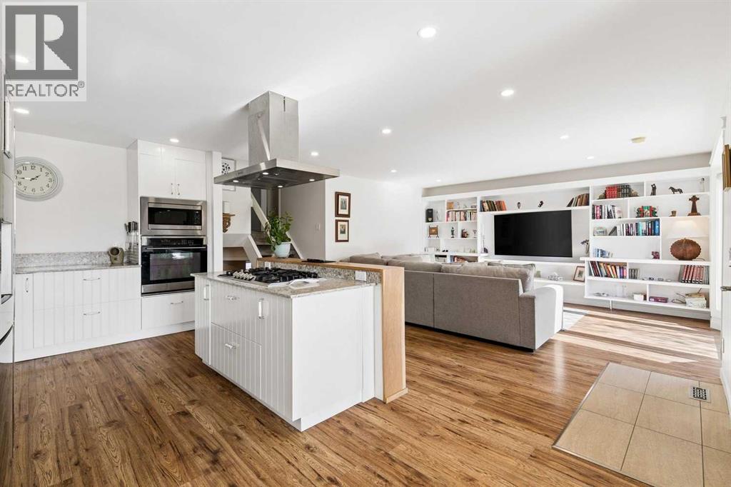 355 Woodbine Boulevard Sw Property Photo 13
