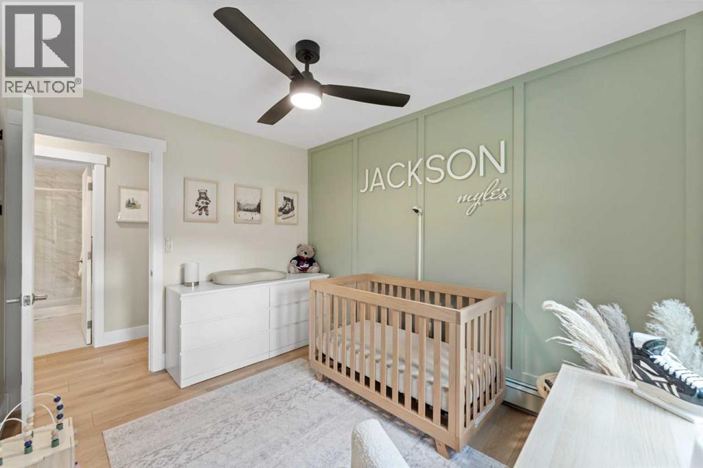 300 2 Avenue Property Photo 32