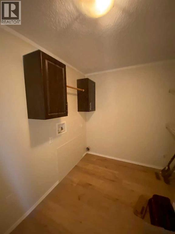 127 Meadowplace Drive E Property Photo 19