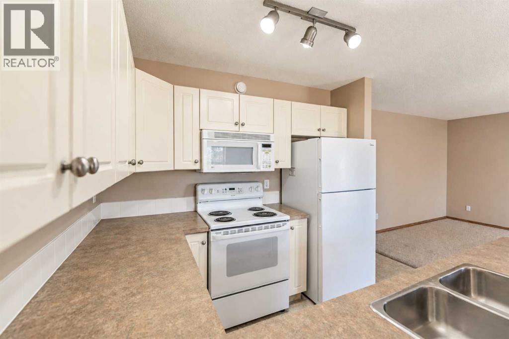20 Jacobs Close Property Photo 10