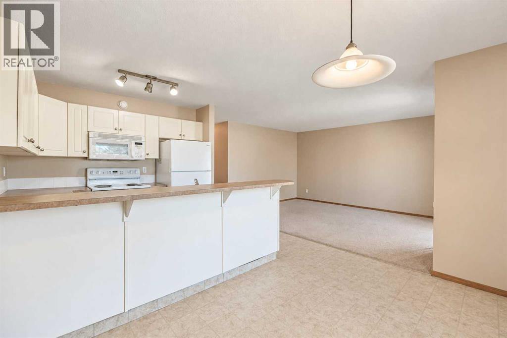 20 Jacobs Close Property Photo 12
