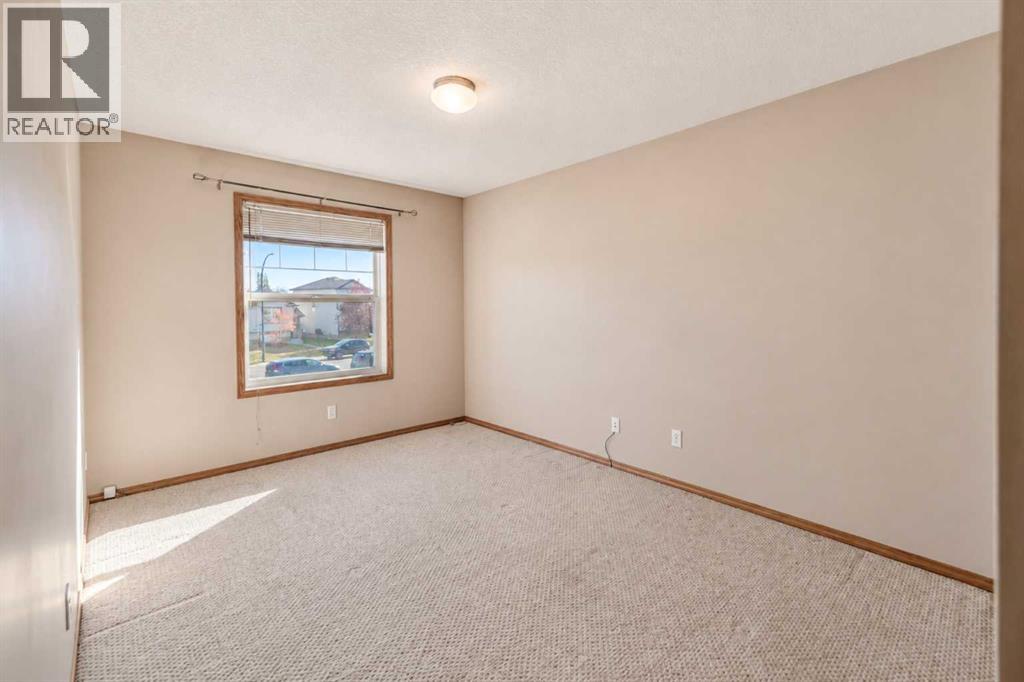 20 Jacobs Close Property Photo 14