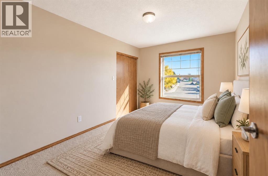 20 Jacobs Close Property Photo 21