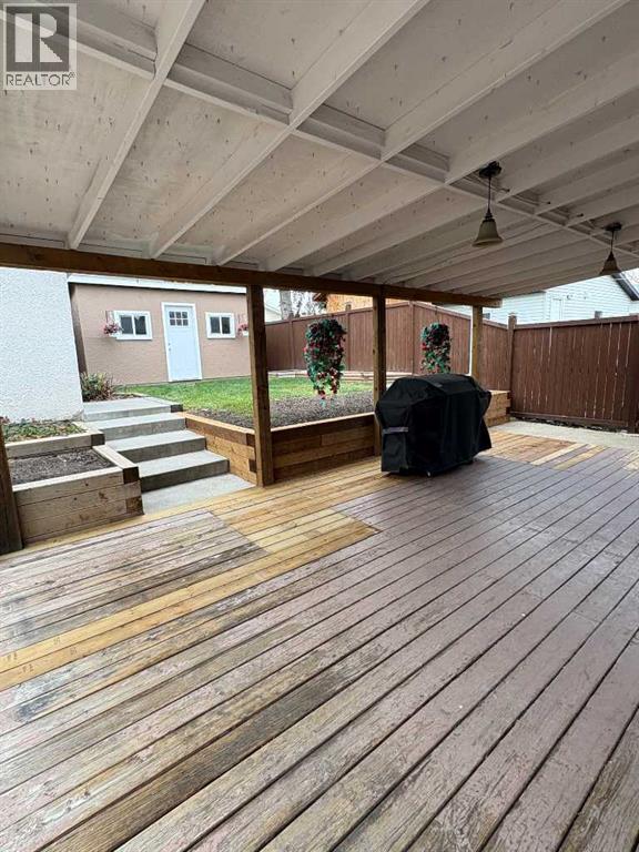 1623 Rouleau Crescent Se Property Photo 21