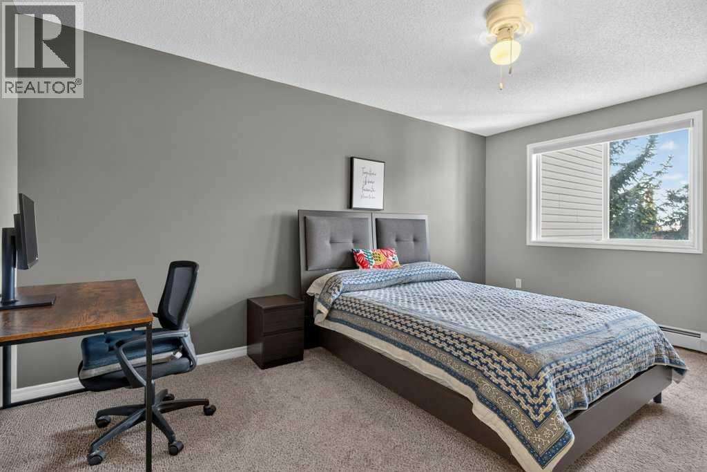 7451 Springbank Boulevard Southwest Property Photo 23