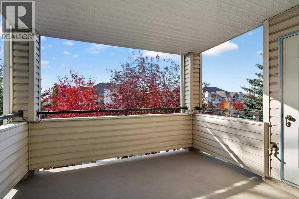 7451 Springbank Boulevard Southwest Property Photo 37
