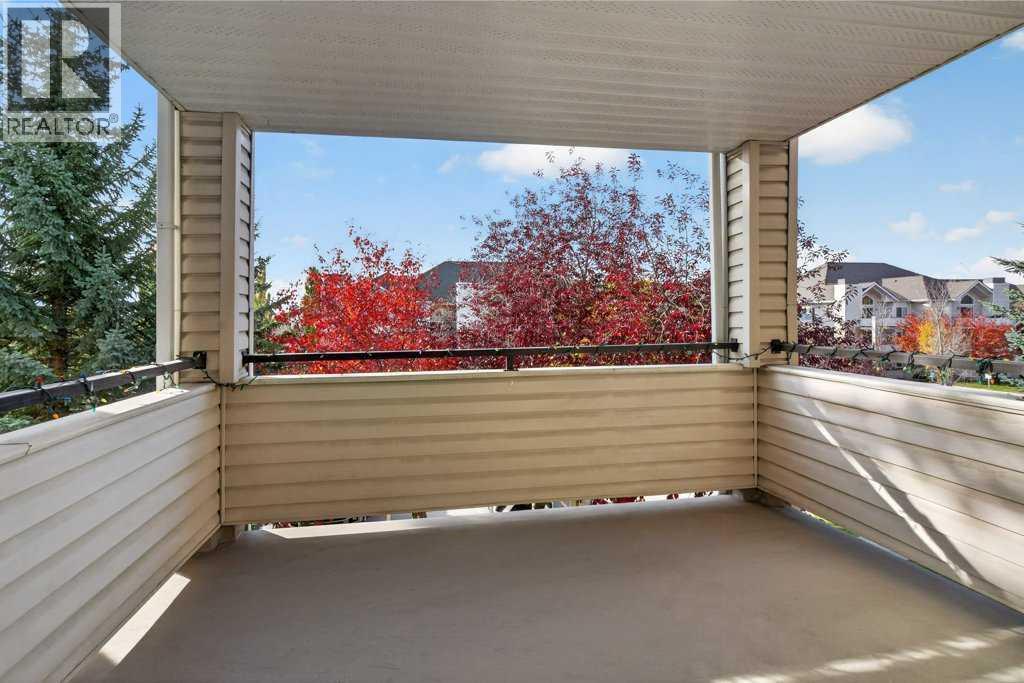 7451 Springbank Boulevard Southwest Property Photo 38