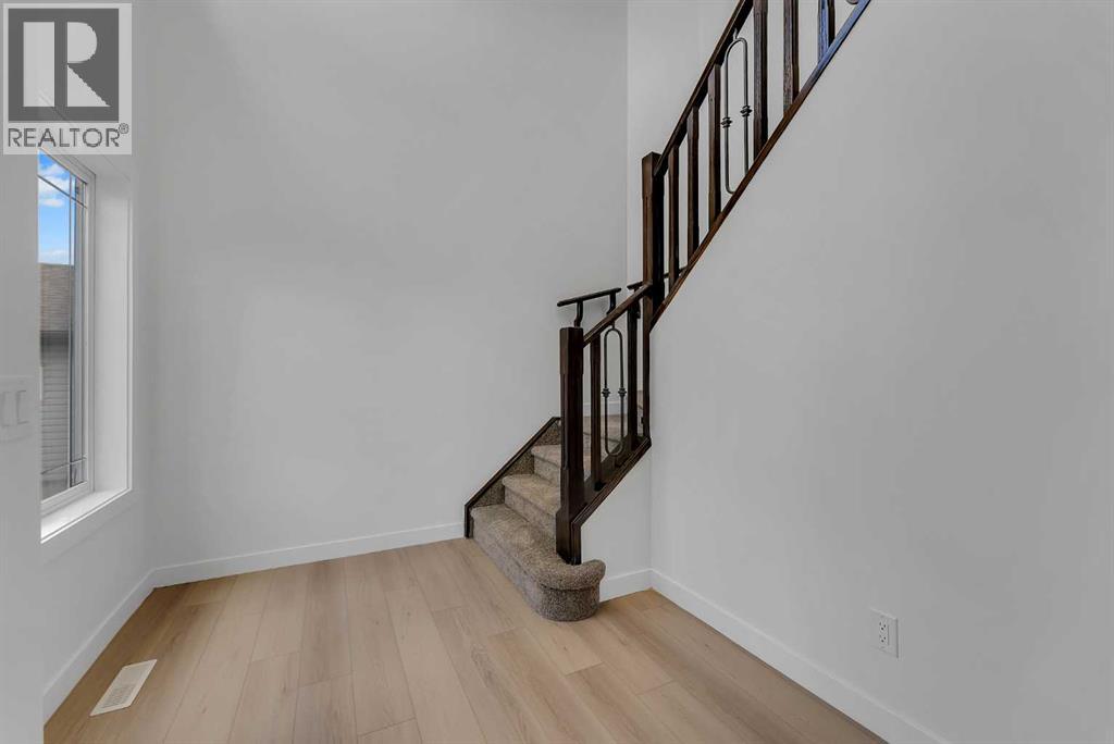 210 Crimson Lane Property Photo 5