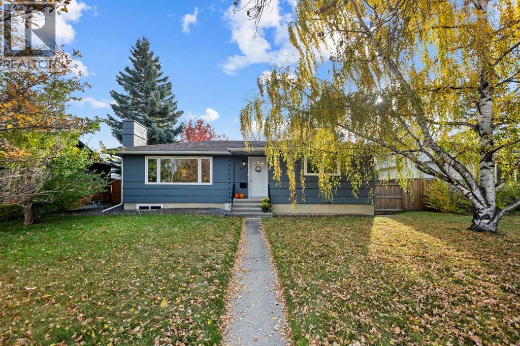 4207 5 Avenue SW Property Photo 1