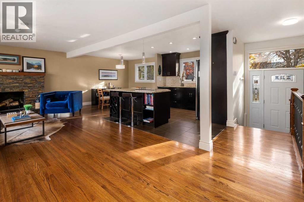 4207 5 Avenue Sw Property Photo 4