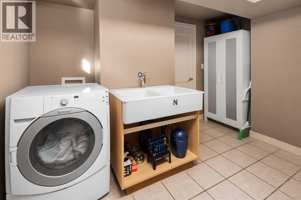4207 5 Avenue Sw Property Photo 28