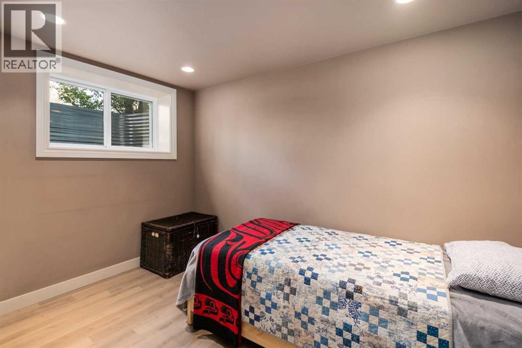 4207 5 Avenue Sw Property Photo 31
