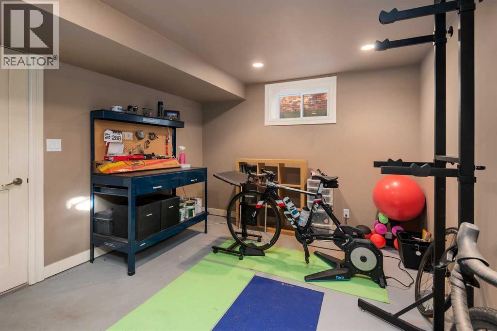 4207 5 Avenue Sw Property Photo 32
