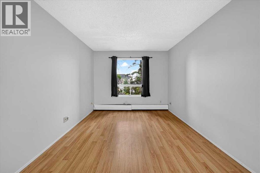 1712 38 Street Southeast Property Photo 20