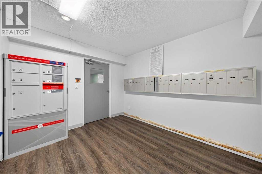 1712 38 Street Southeast Property Photo 24
