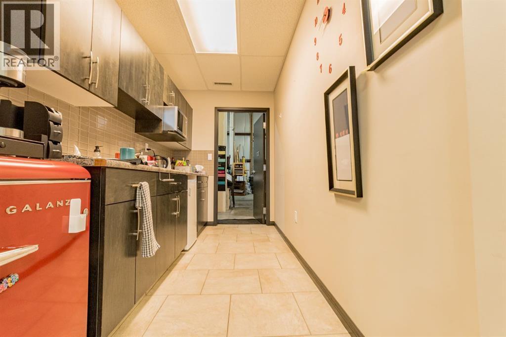 10136 128 Avenue Property Photo 3