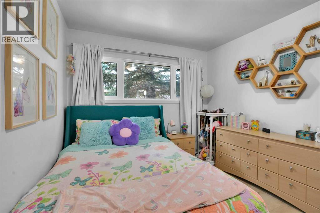 413 3 Street Property Photo 14