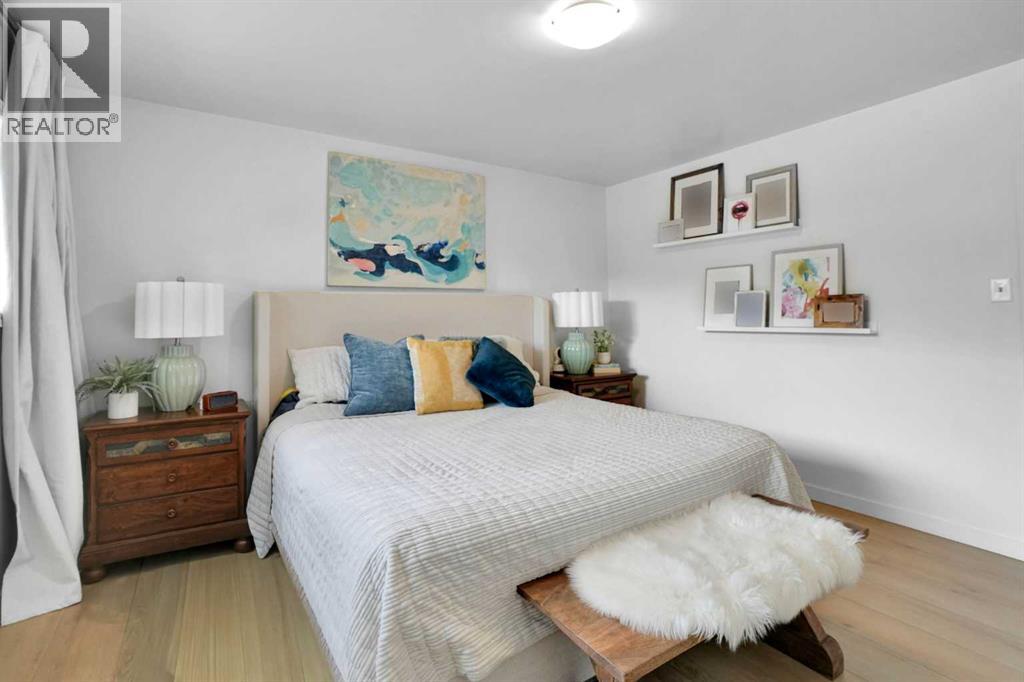413 3 Street Property Photo 18