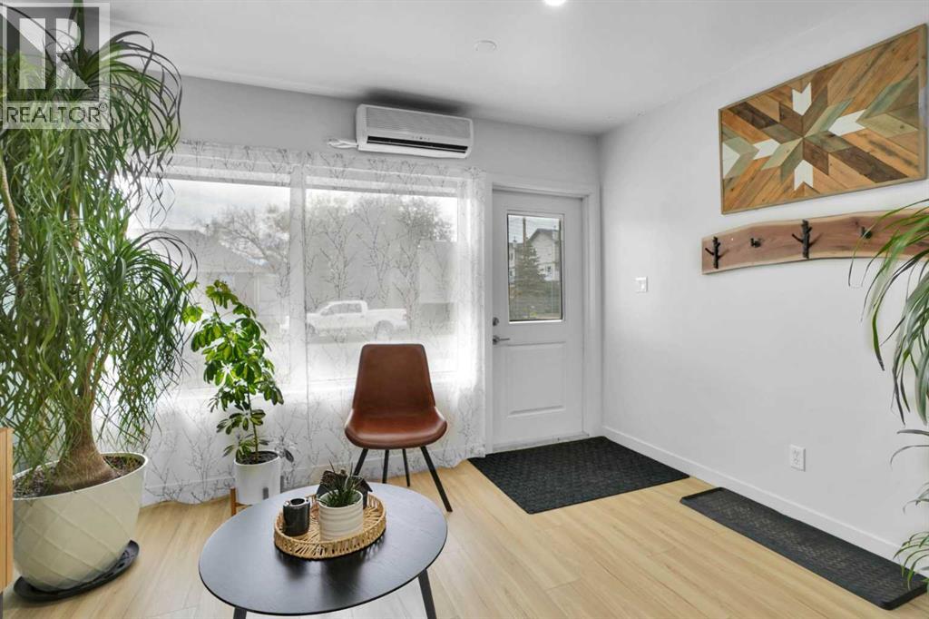 413 3 Street Property Photo 25