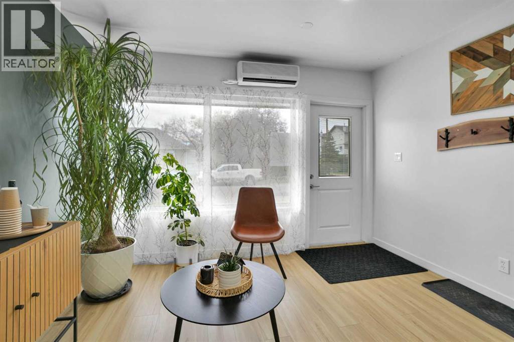 413 3 Street Property Photo 26