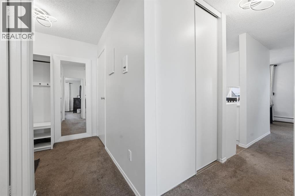 617 56 Avenue Southwest Property Photo 13