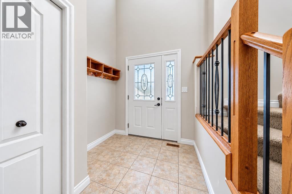 80 Irving Crescent Property Photo 2