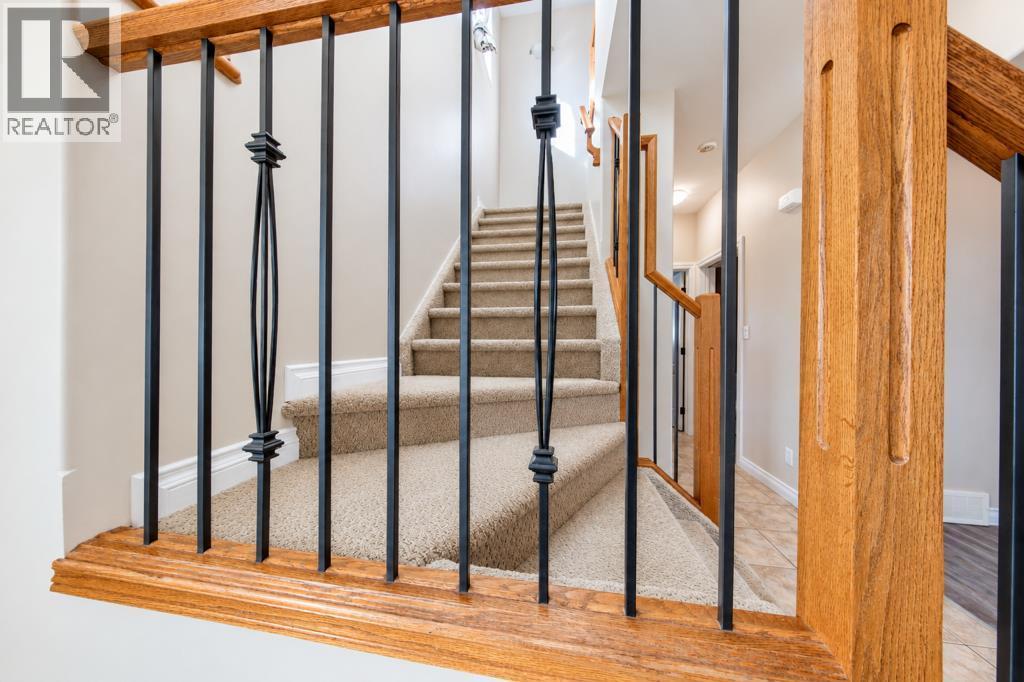 80 Irving Crescent Property Photo 14