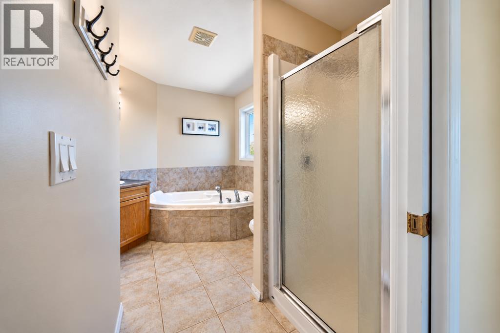 80 Irving Crescent Property Photo 18