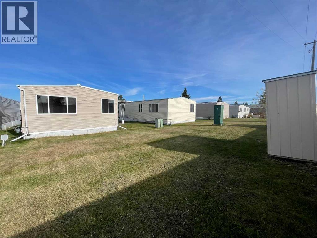 5308 57 Street Property Photo 11